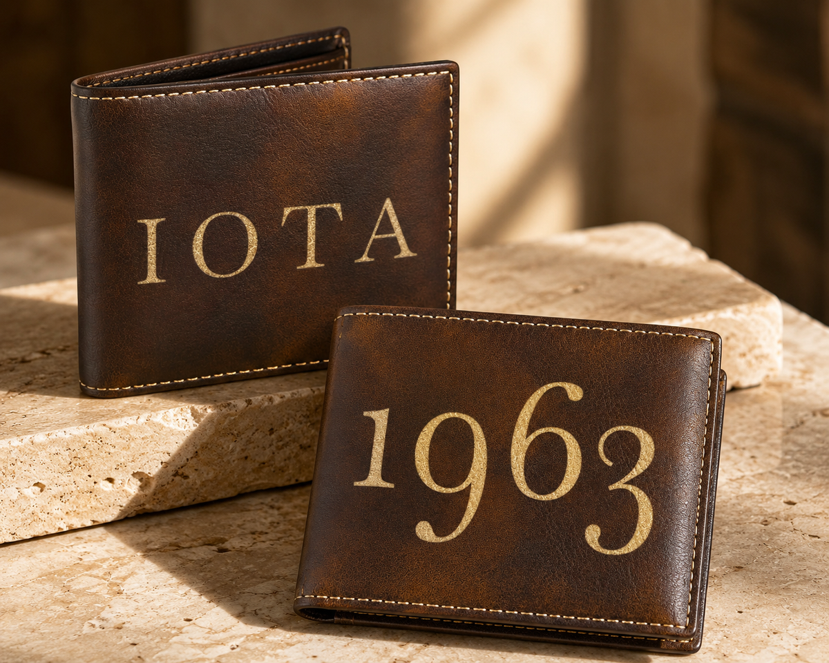 The IOTA 1963 Bi-Fold Wallet with Flip