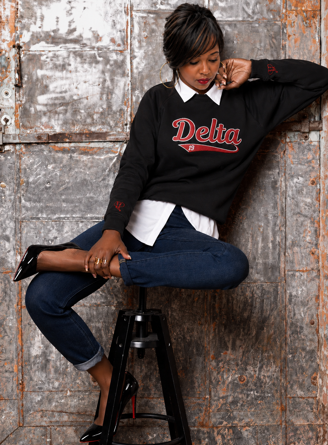 DST Premium Embroidered Sweatshirt