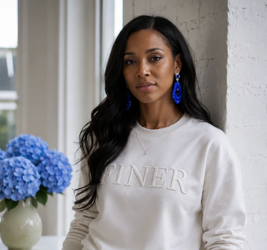 FINER. Blanc en Blanc Premium Embroidered Crewneck